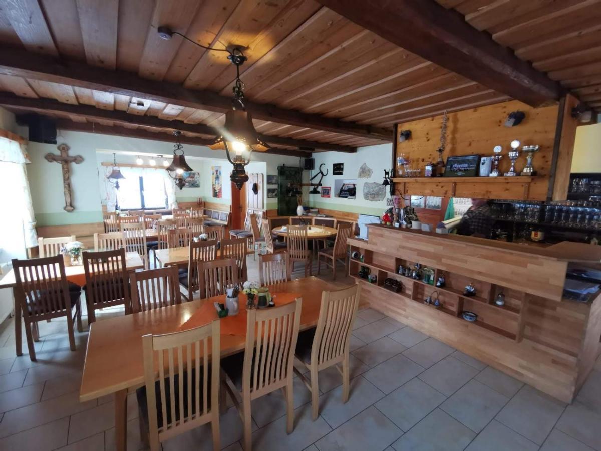 אסינג Gasthaus Felsenwastl מראה חיצוני תמונה