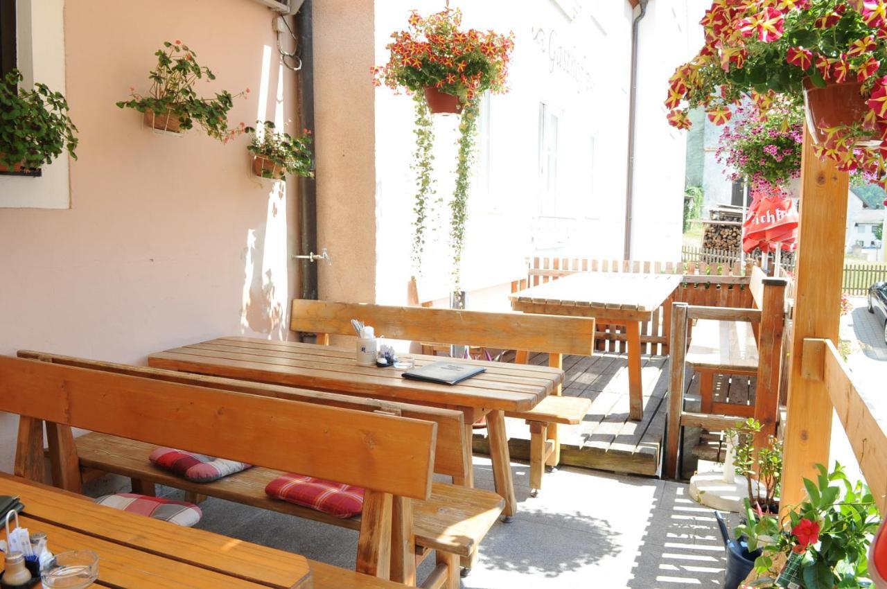 אסינג Gasthaus Felsenwastl מראה חיצוני תמונה